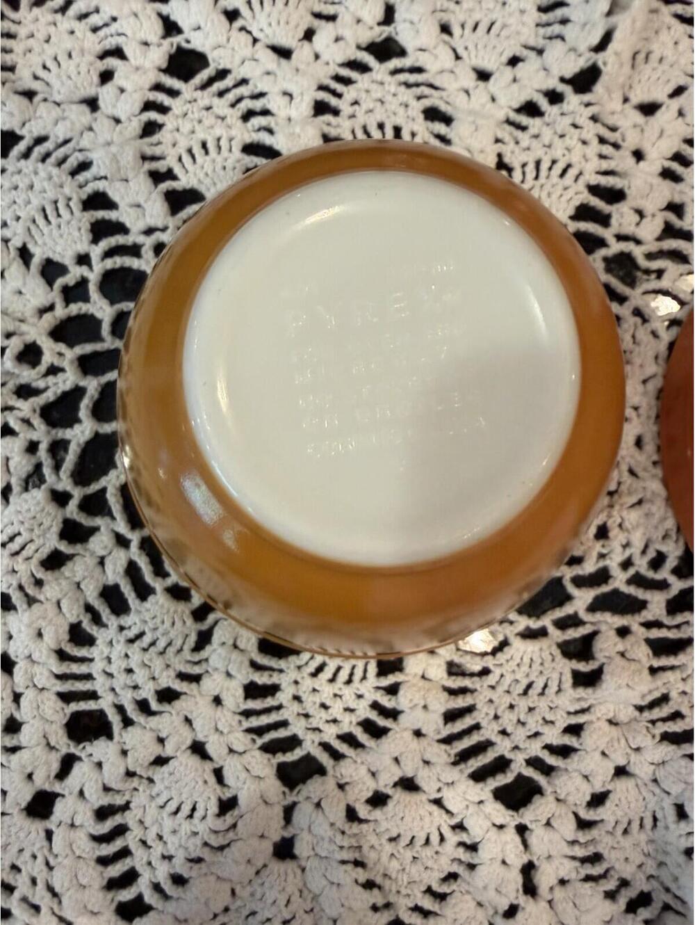 Set Of 2 Pyrex Autumn Harvest Bowls 4013 Cups Orange - Picture 7 of 11